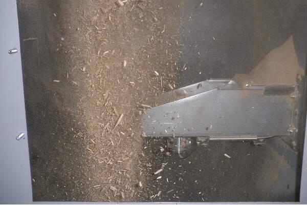 Moisture measurement of biomass Examples: moisture measurement  of wood chips in free fall; of sawdust mounted in a screw conveyor 