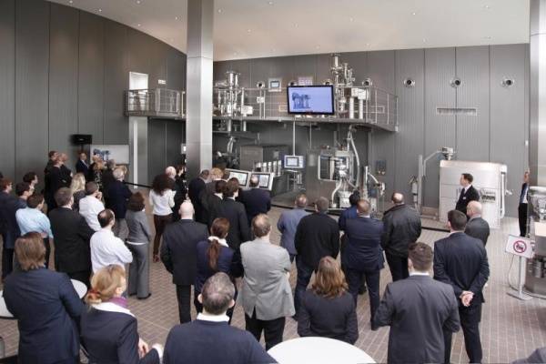 The inauguration of the Technology Center with the symposium on continuous processing was the highlight of the past year